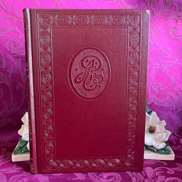 The American Peoples Encyclopedia Year Book 1963: Events of 1962. Birthday Gift! - Picture 3 of 11